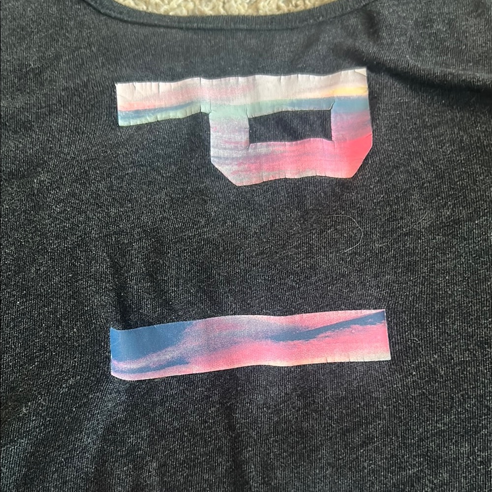 Set of 2 Victoria Secret/PINK Tanks - Picture 3 of 4